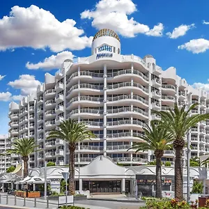 https://phoenician-resort.queenslandhotels.net
