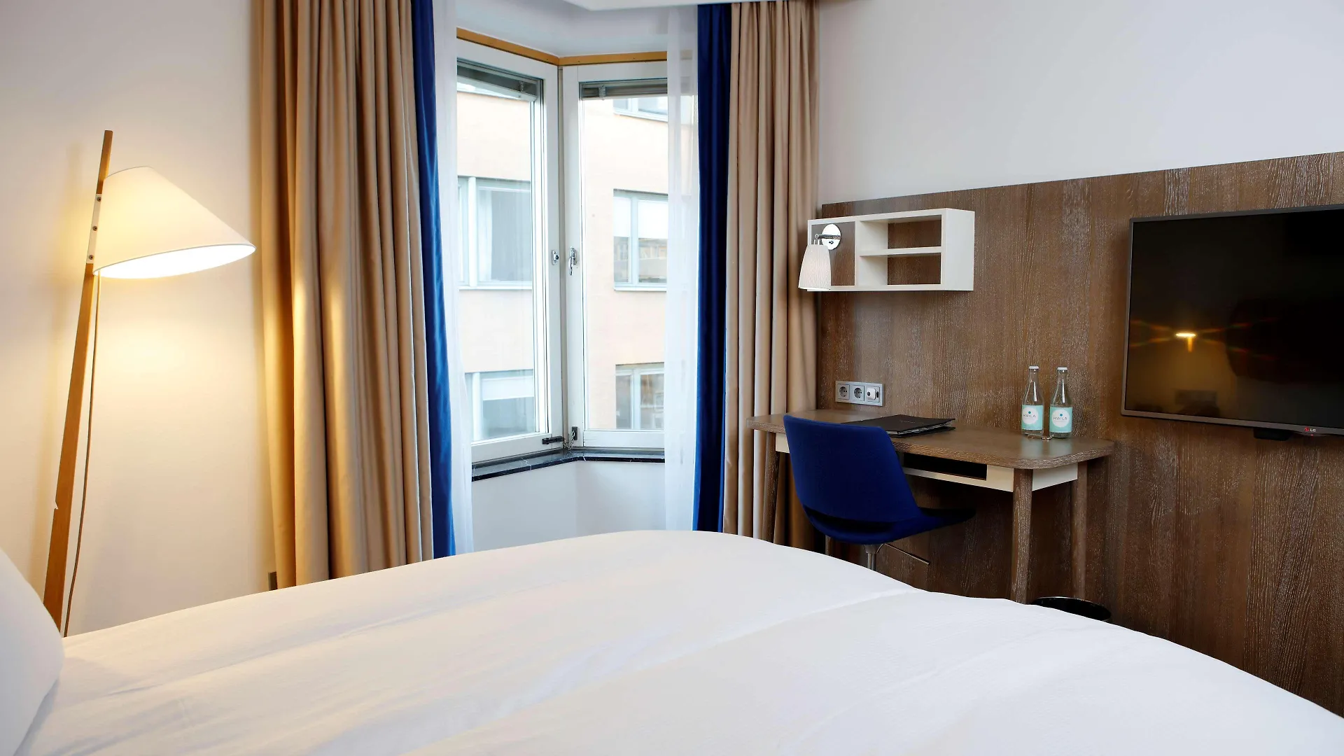 Hilton Stockholm Slussen Hotel 4*,
